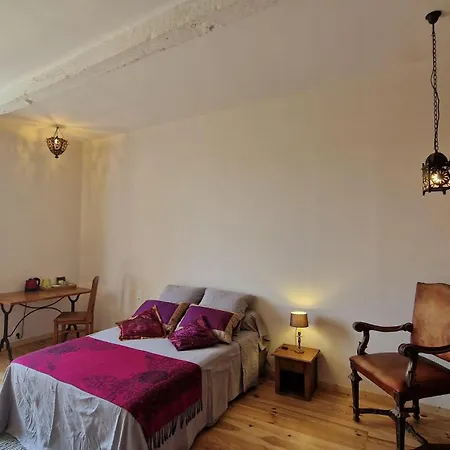 Aux Roses De Cedres Savane 3*