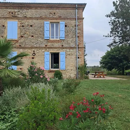 Aux Roses De Cedres 3* Salvagnac